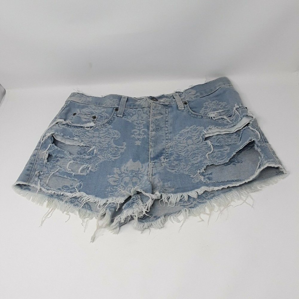 Carmar Womens Distressed Floral Button Fly Blue Jeans Shorts Frayed Size 28